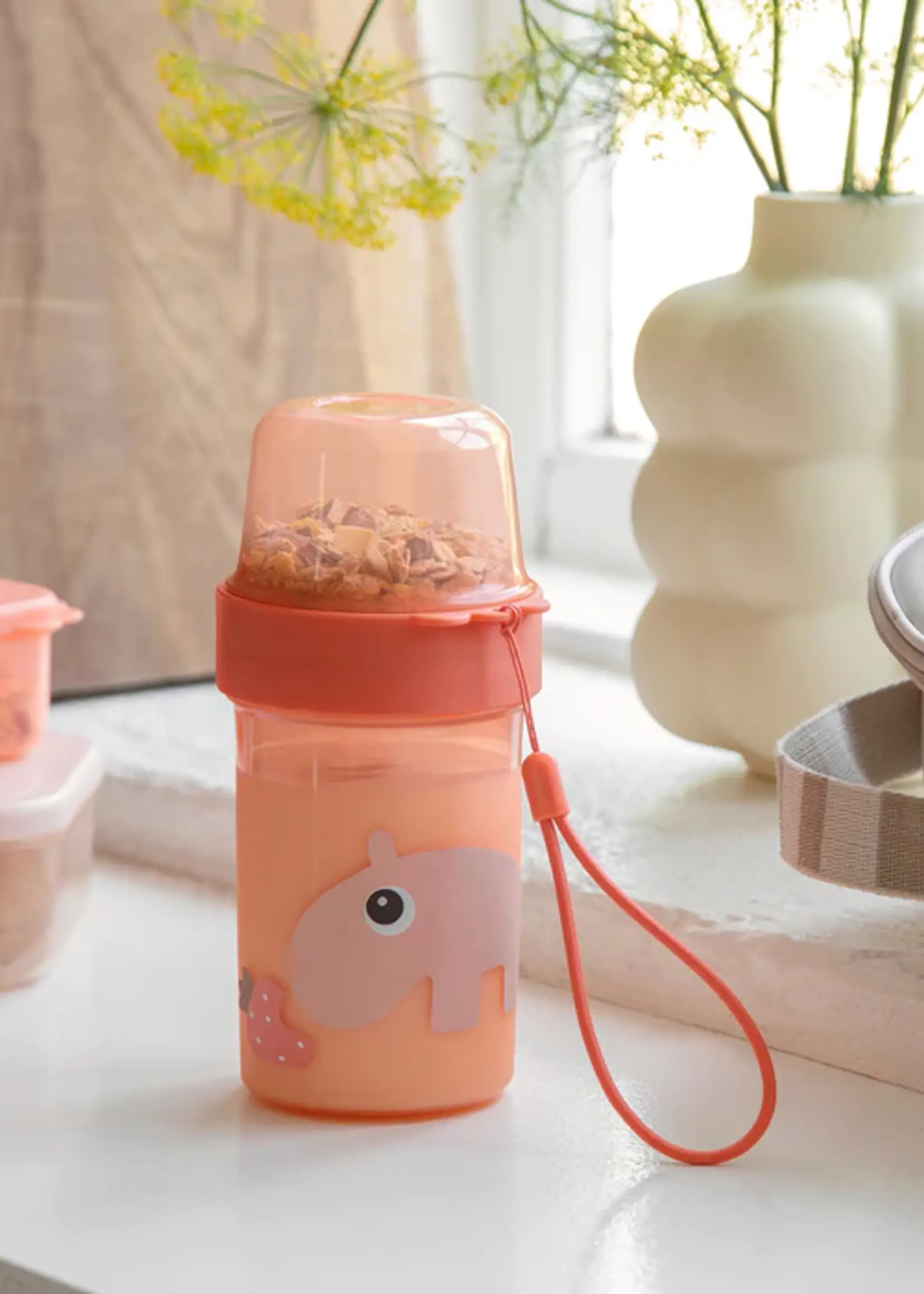 DonebyDeer Donebydeer - To go 2-way snack container L - Lalee sand