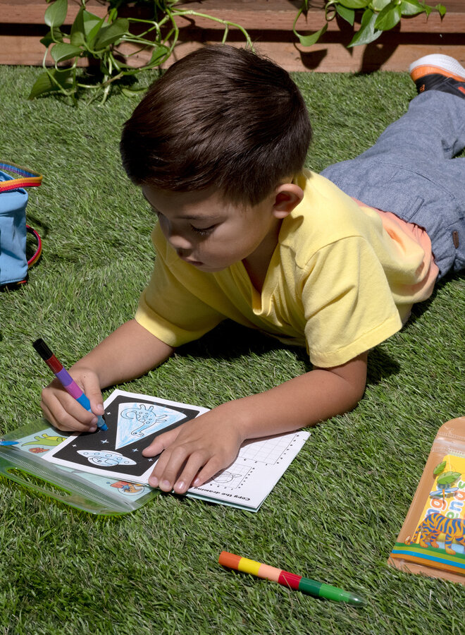 Ooly - Mini Traveler Color & Activity kit - Dino