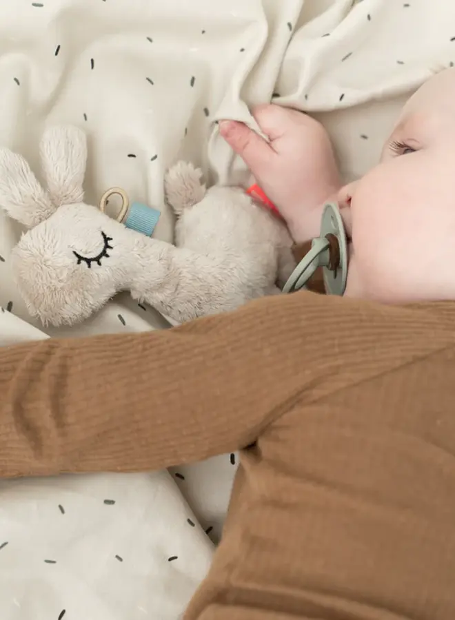 Donebydeer - Tiny sensory rattle Lalee Sand