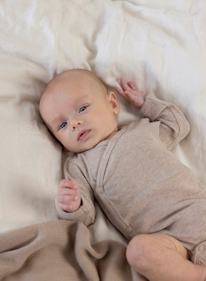 Feetje Noos - Wikkelromper rib - The magic is in you