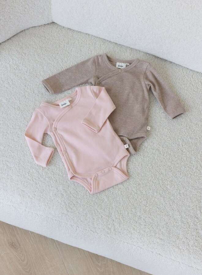 Feetje Noos - Wikkelromper rib - The magic is in you