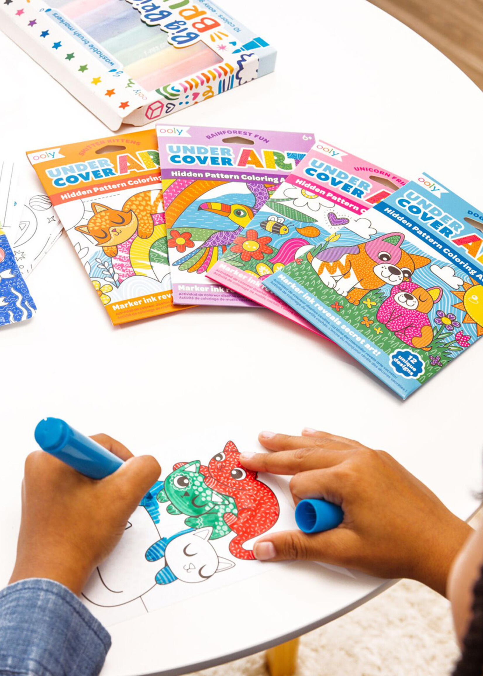 Ooly Ooly - Undercover Art Hidden Patterns - Unicorn