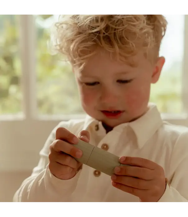 Little Dutch Little Dutch - Slicing vegetables