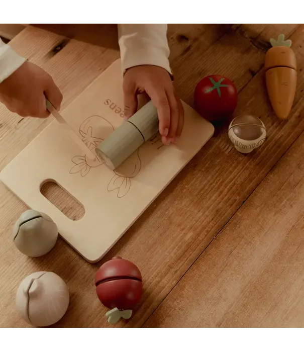 Little Dutch Little Dutch - Slicing vegetables
