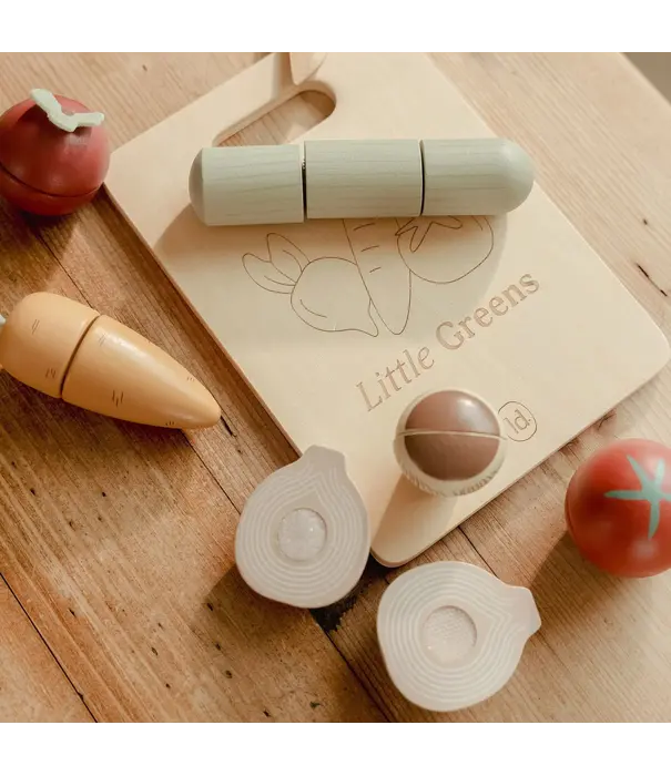 Little Dutch Little Dutch - Slicing vegetables
