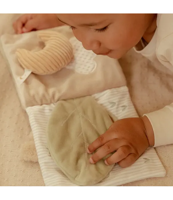 Little Dutch Little Dutch - Activiteitenboekje newborn