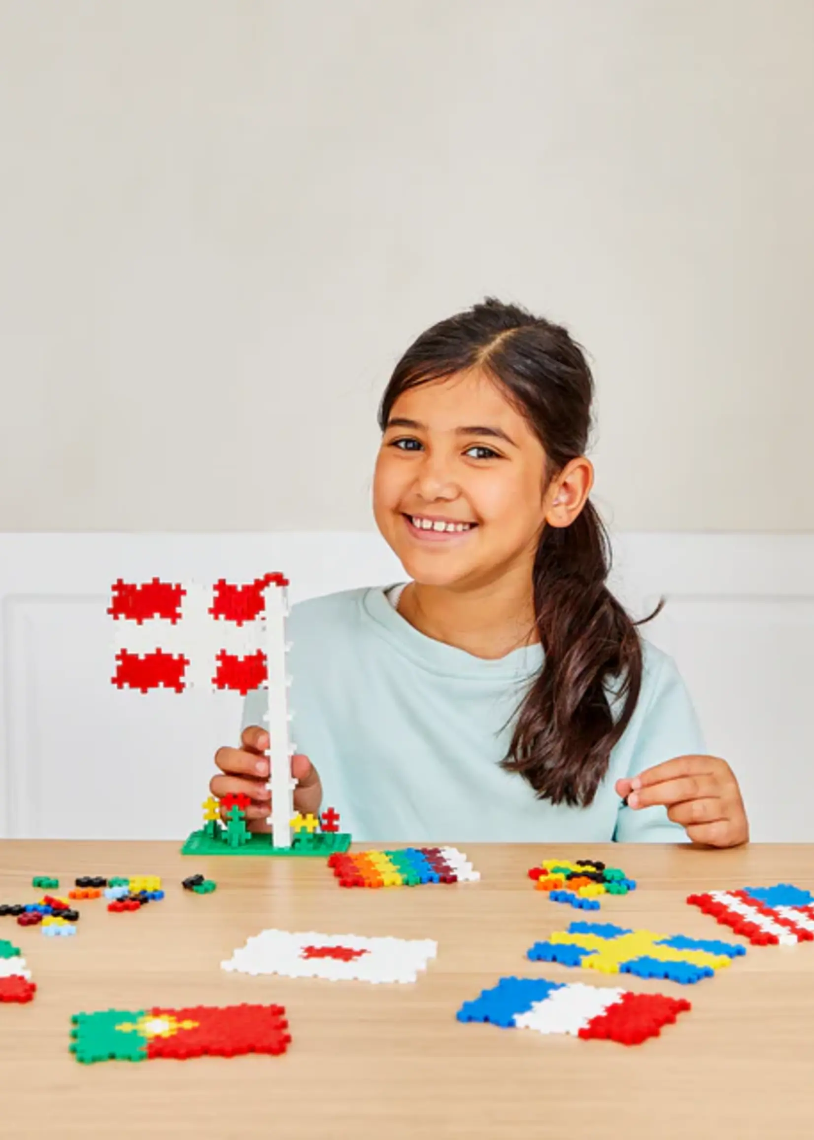 PlusPlus Plus Plus - Learn to build - Vlaggen 700ST