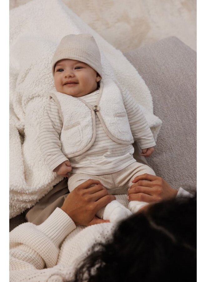 Feetje W25 - Dear Autumn -  Mutsje rib Taupe