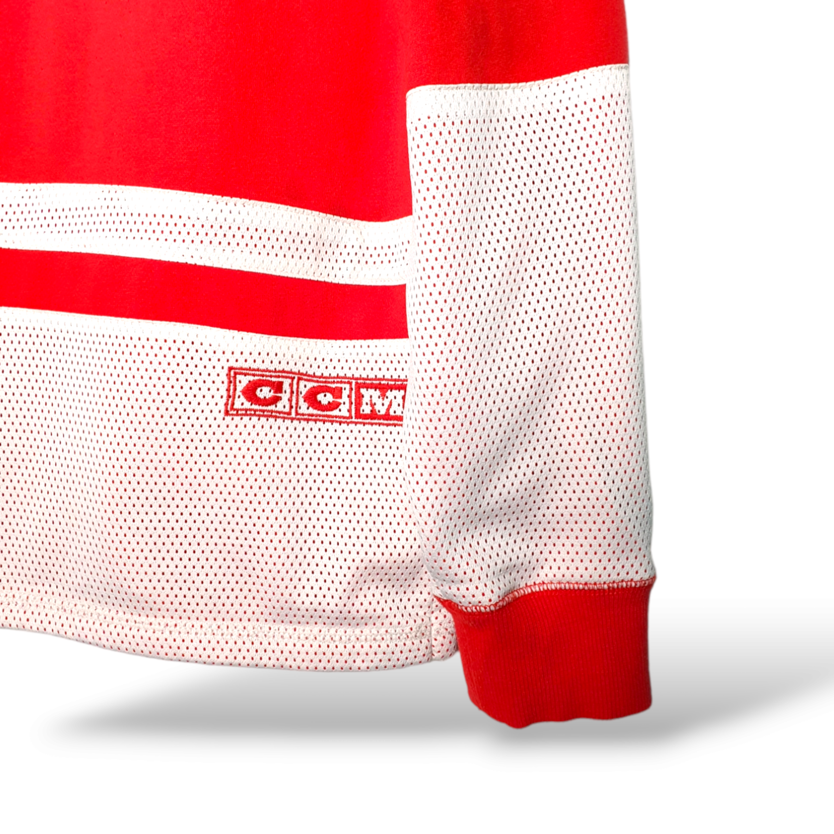 Vintage NHL (CCM) - Detroit Red Wings Crew Neck Sweatshirt 1990s X-Large –  Vintage Club Clothing