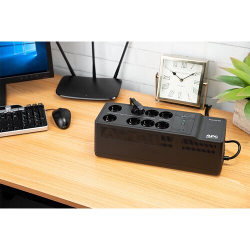 APC Back-UPS BE850G2-GR | 850 VA | 8 Schuko Stopcontacten (6 op Accu) | USB Type-A & C | AVR Spanningstabilisatie | Bescherming tegen Stroomstoringen