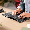 Logitech K860 Ergo | Draadloos Bluetooth Toetsenbord met Receiver | QWERTY