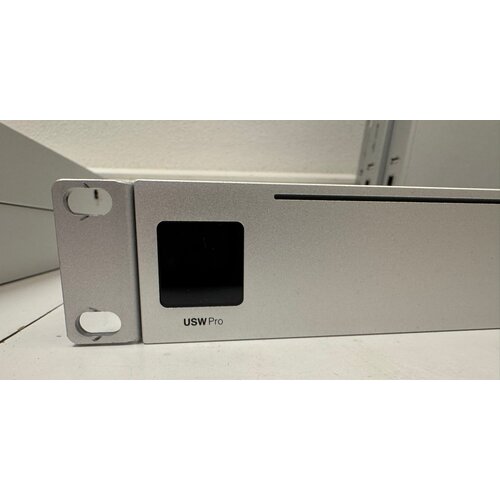 Ubiquiti USW-Pro-24 (zonder PoE)