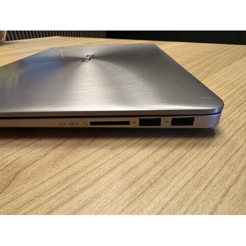 Asus Asus UX410U 14''/i7/16GB/512GB/W11