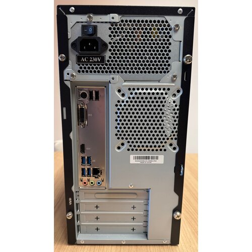 Custom Aktie Desk! Pen/8GB/256GB/1TB/W11P