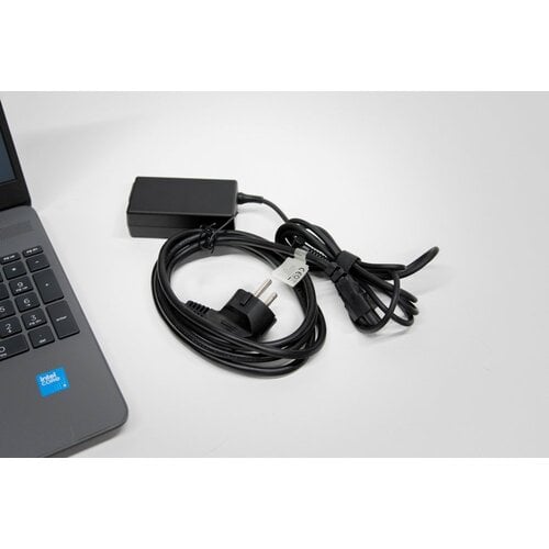 Hewlett Packard HP 250R G10 | 15.6 Full HD IPS | Intel Core 5 120U | 16GB RAM | 512GB SSD | W11 Pro | TWEEDE KANS (refurbished)