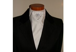 HB Plastron Flower