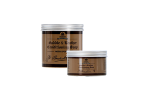 Carr & Day & Martin Zadel-en Leerzeep Brecknell Turner