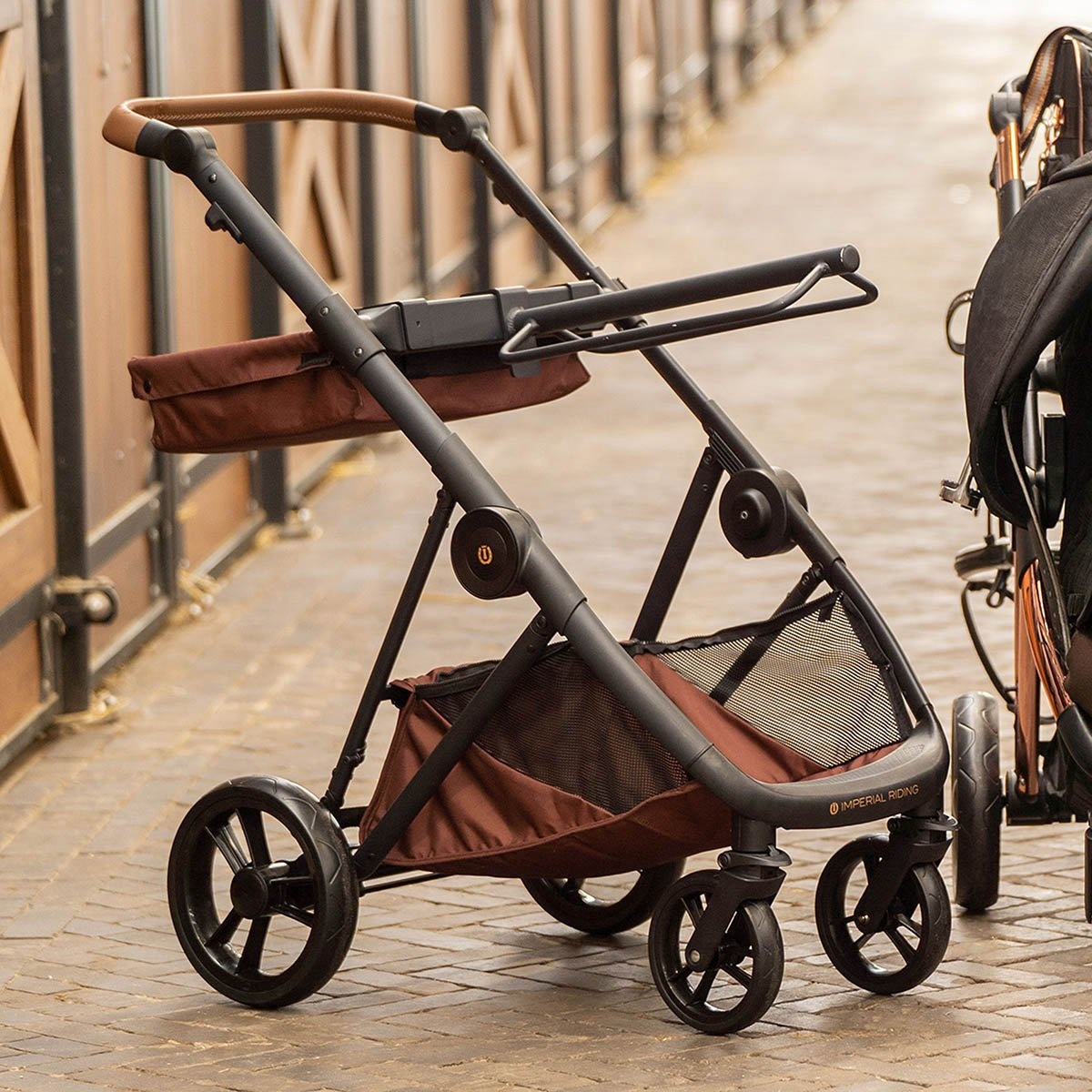 Imperial Riding Zadelkar - Carry Light - Navy-Chocolate