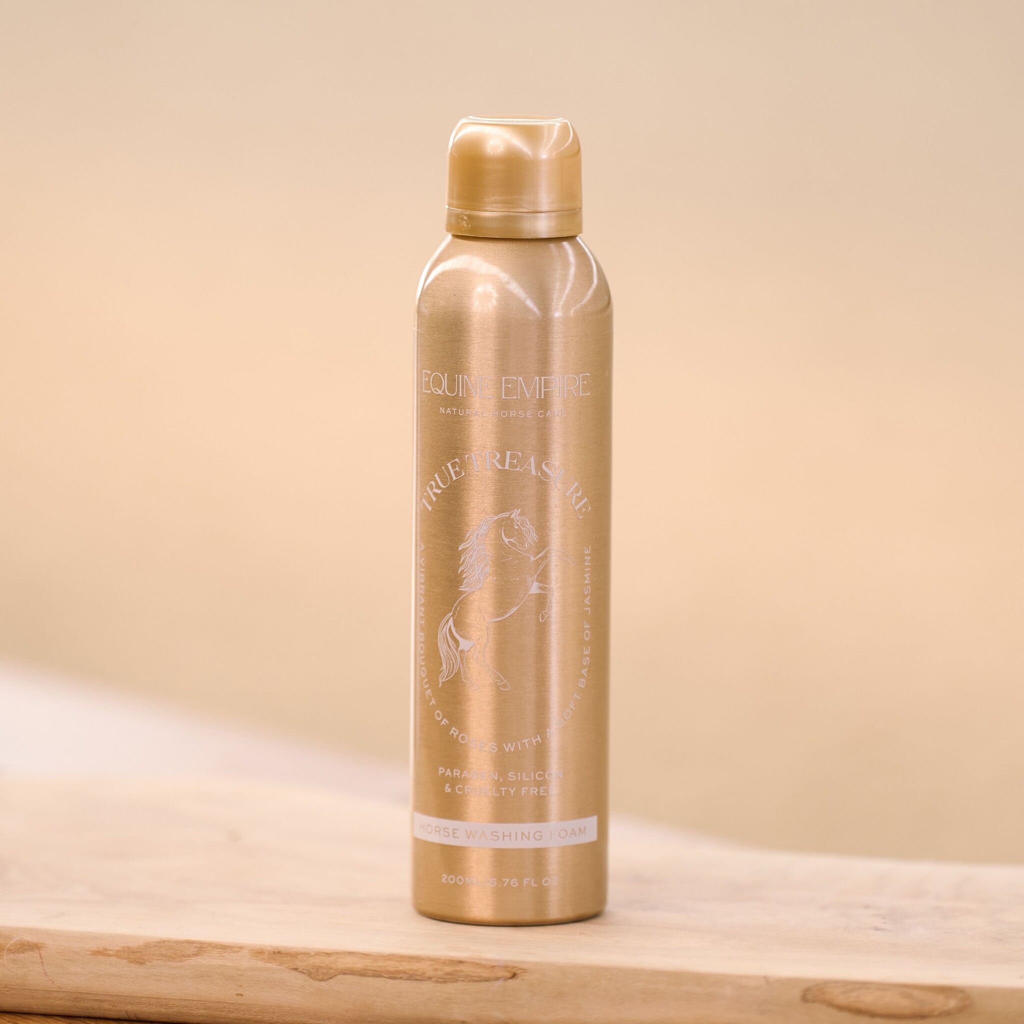 Equine Empire Paardenwasschuim - True Treasure