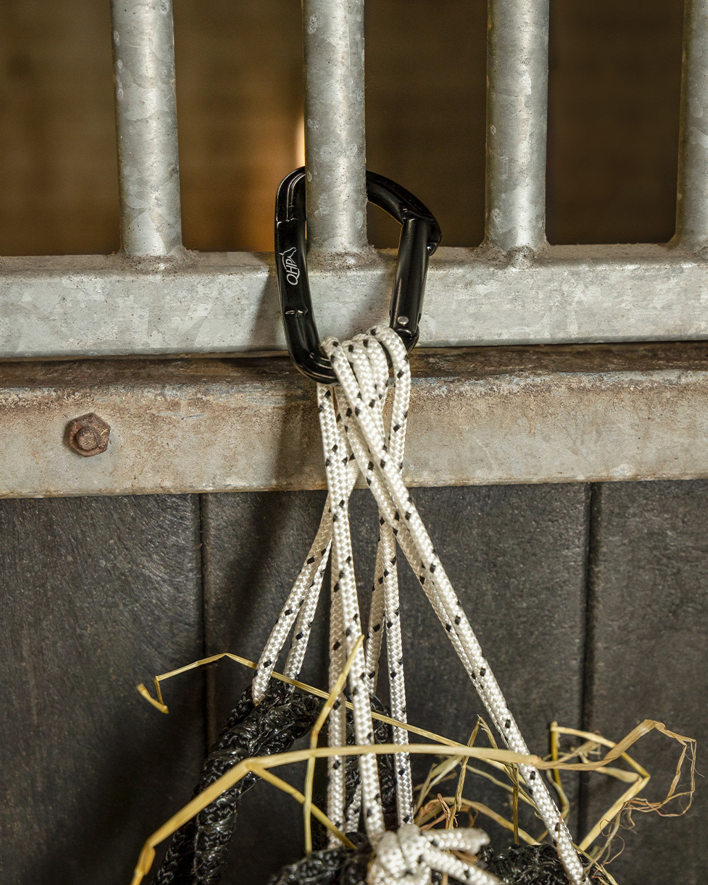 QHP Karabijnhaak - Fucsia