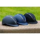 BR Rijhelm Omega Painted - Zwart