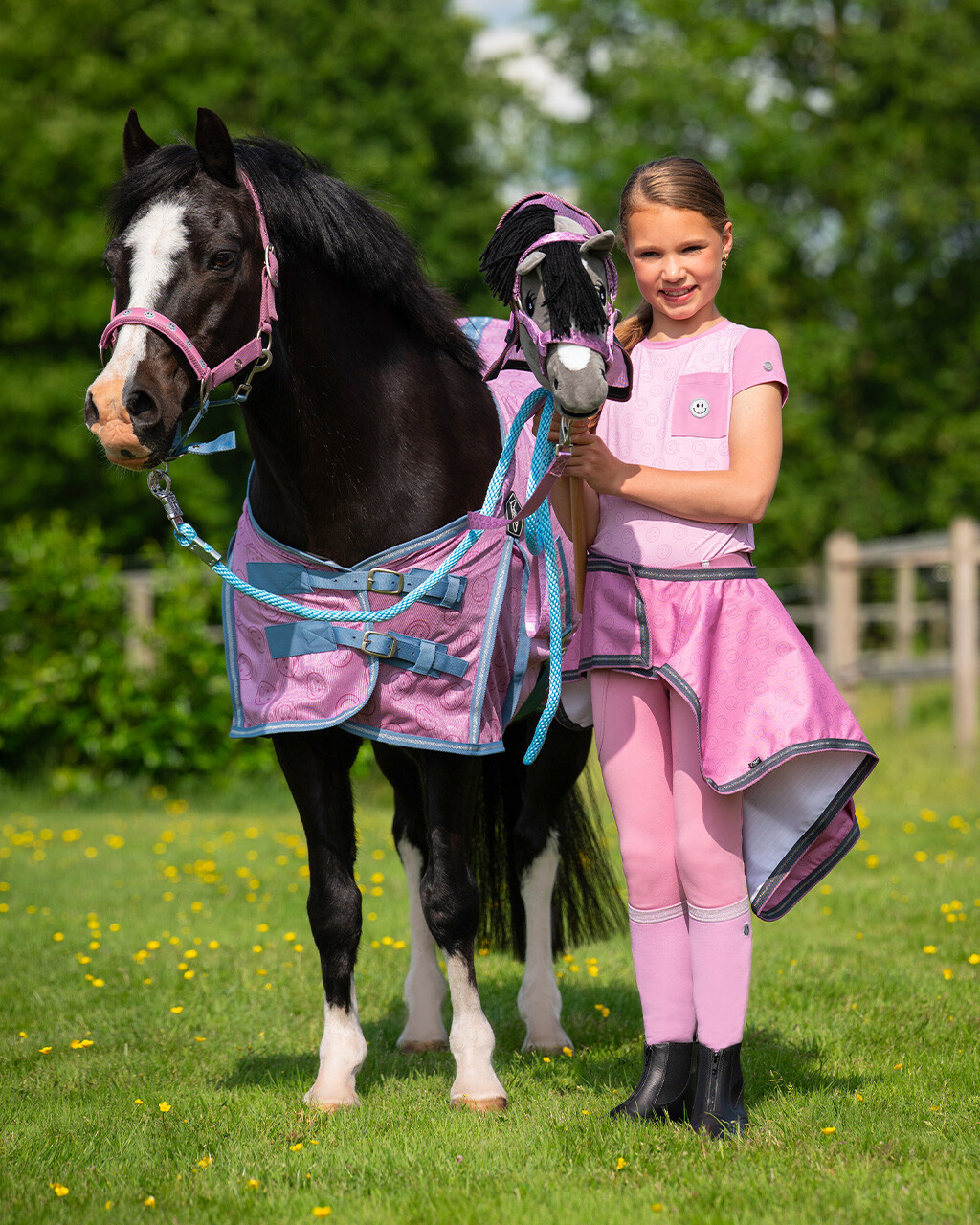 QHP Halsterset Hobby horse collection - Cheery Pink