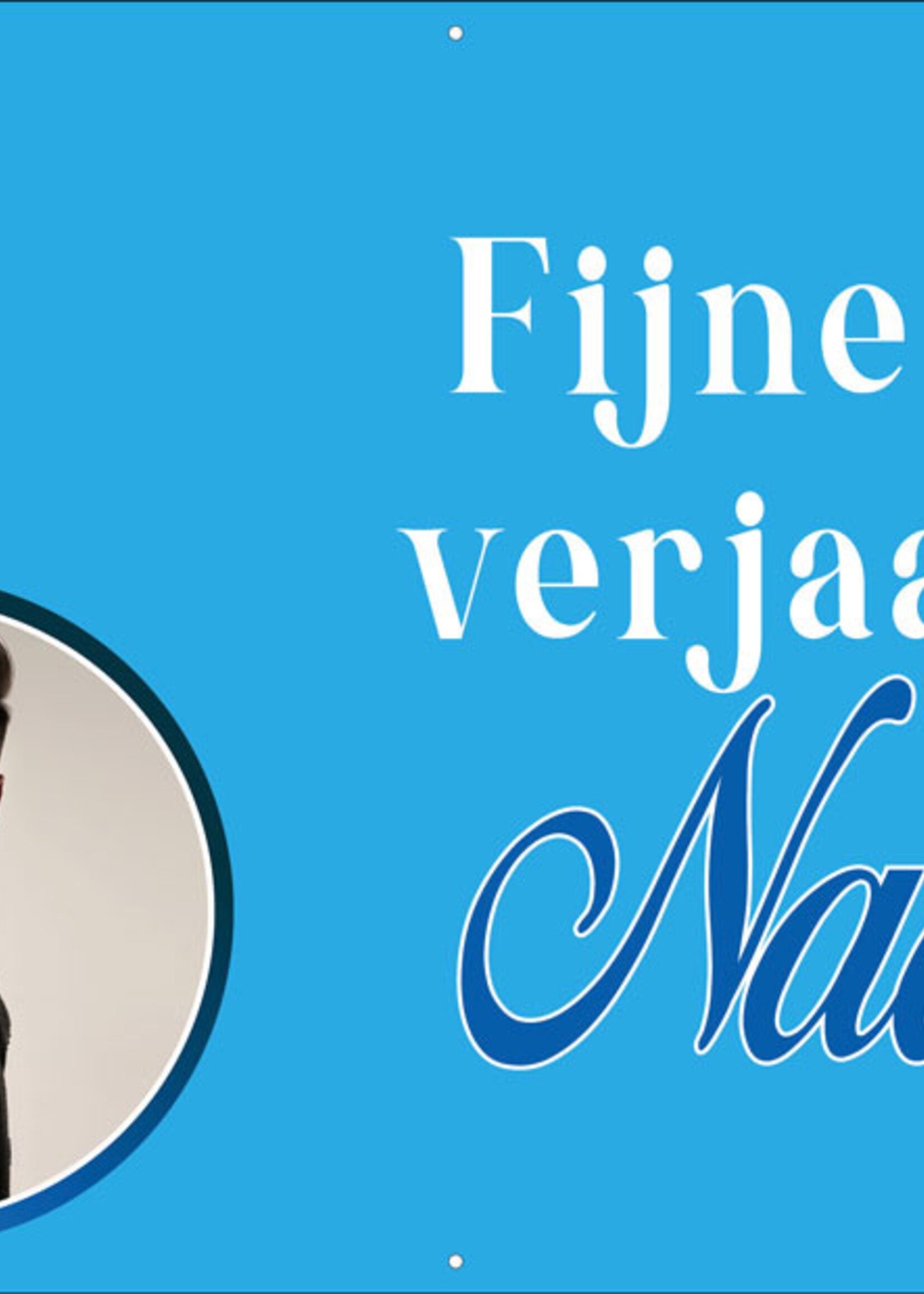 Spandoek met 2 foto's, naam en leeftijd  - Witte en blauwe bloemen