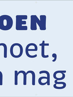 Pensioen: Niks moet, niksen mag -  Man in strandstoel