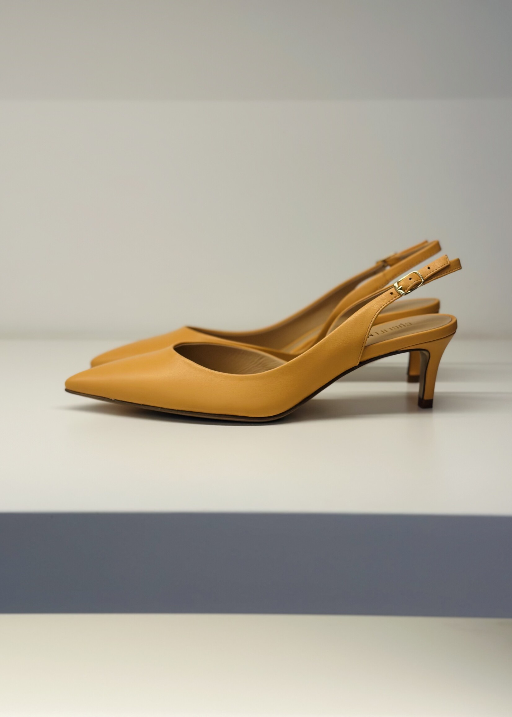 Meloenkleurige slingback