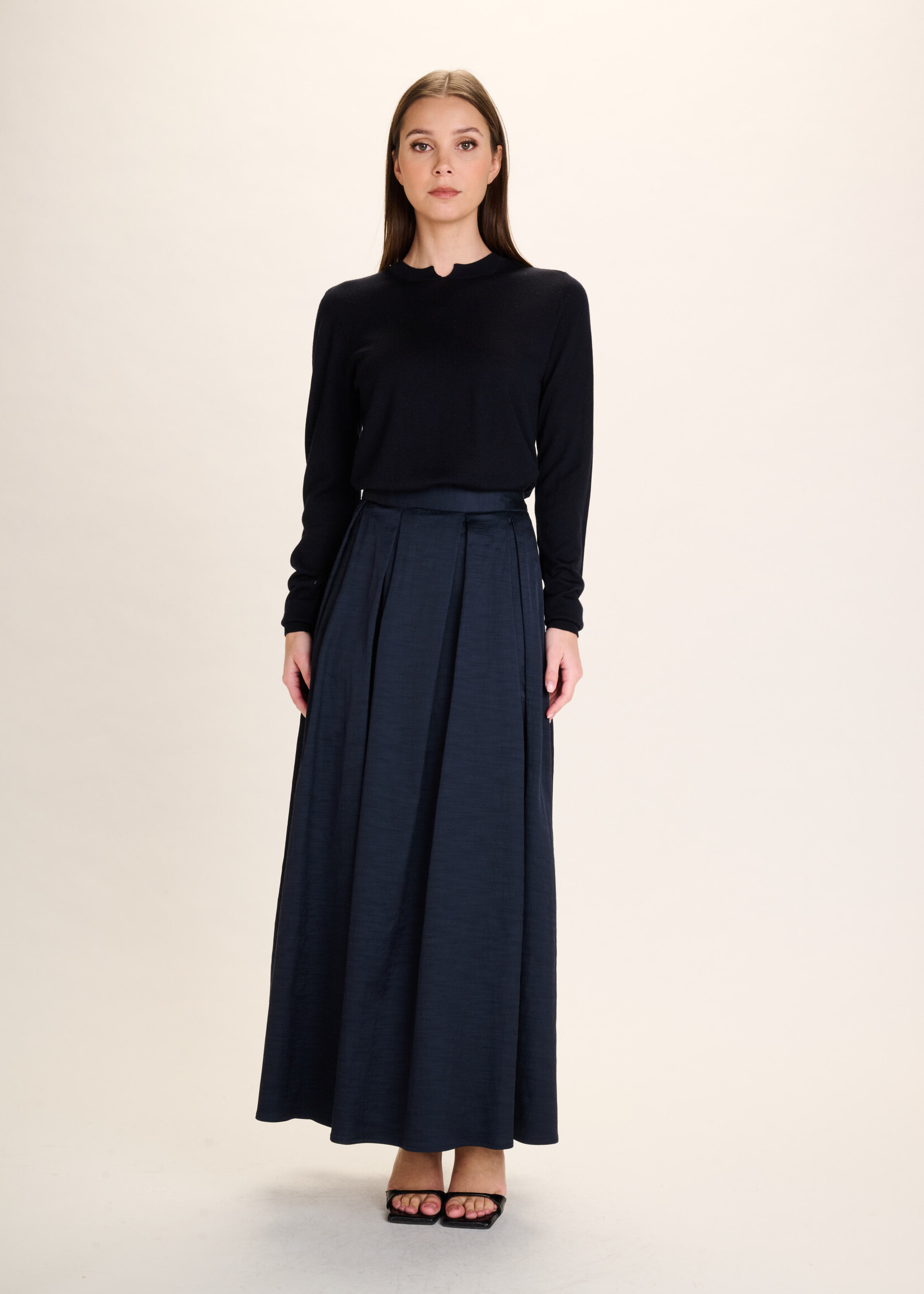 Cecile Long Pull Woolsilk Midnight