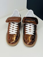 Bronzen metallic sneaker met flap