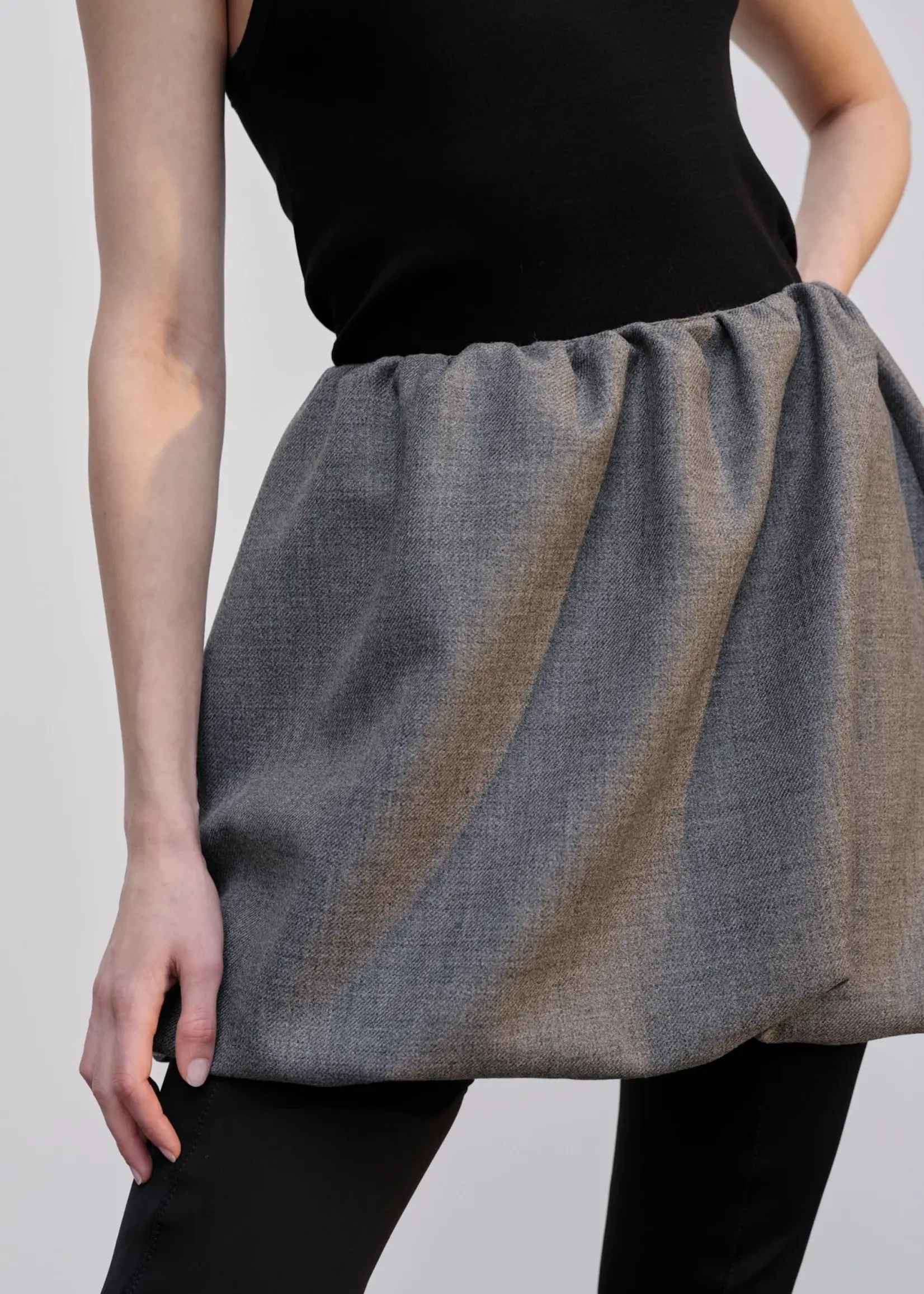 Evans Skirt Dark Grey