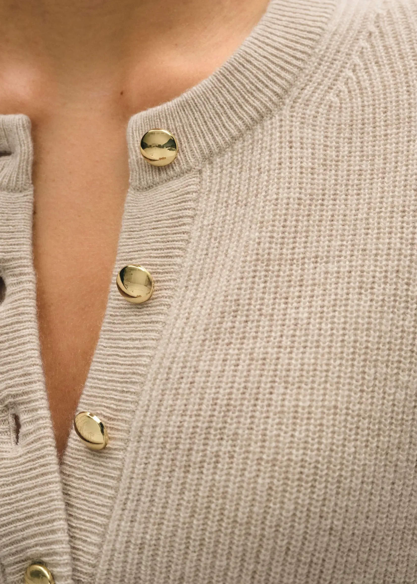 Cashmere Ribbed Gold Button Henley