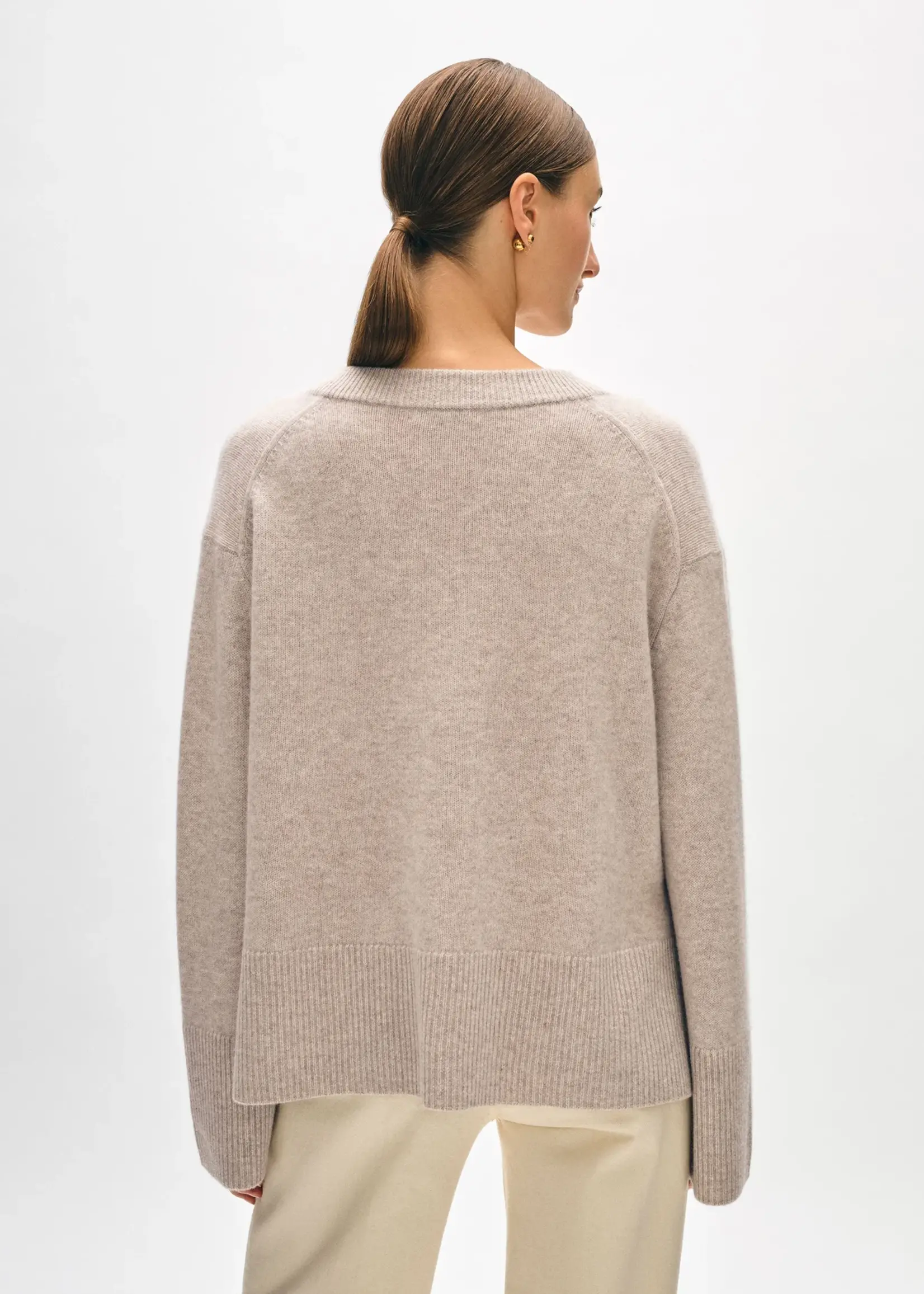 Cashmere Slide Slit V-Neck