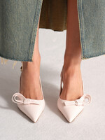 Zachtroze slingback met strik