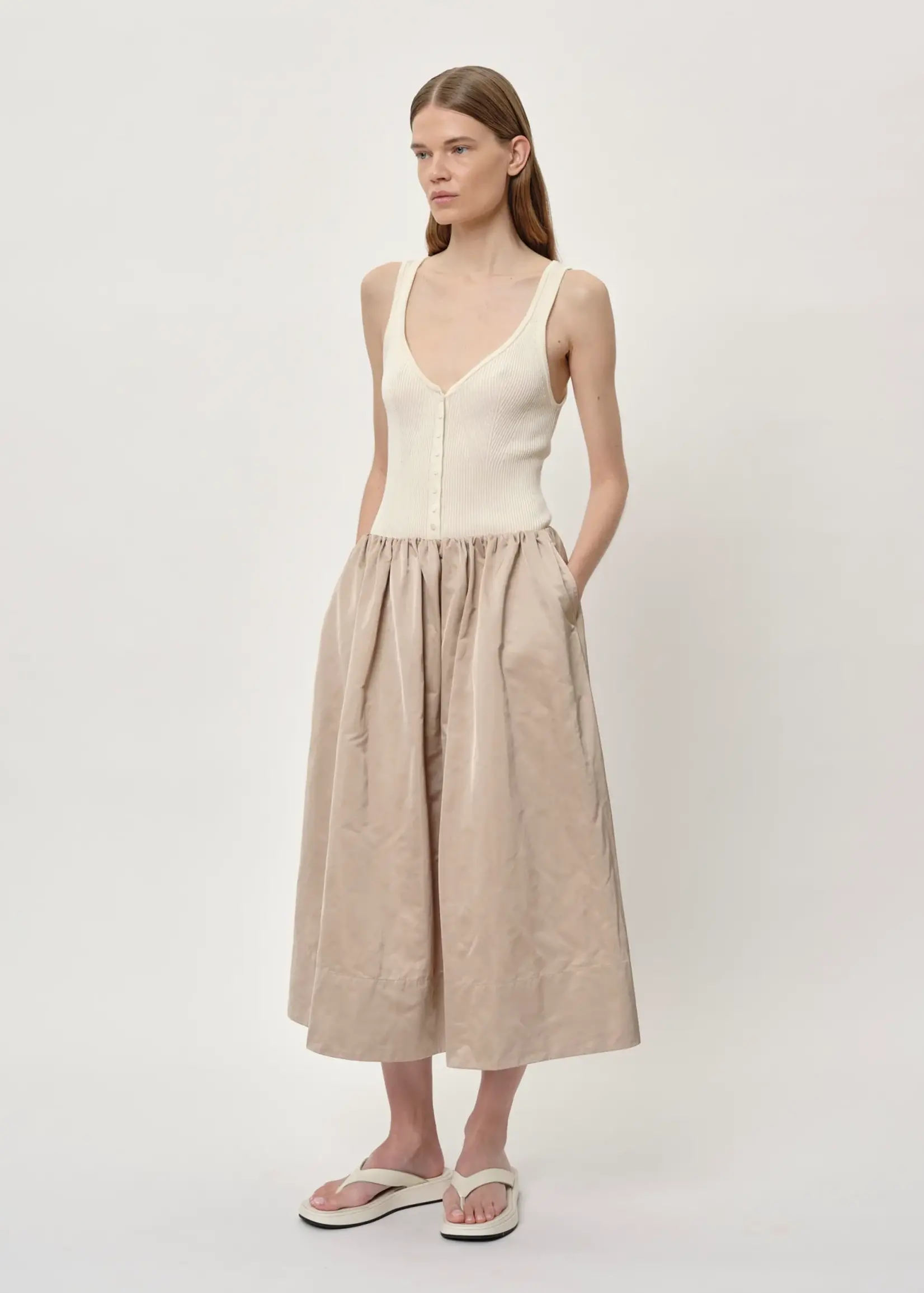 Miss Skirt Sand
