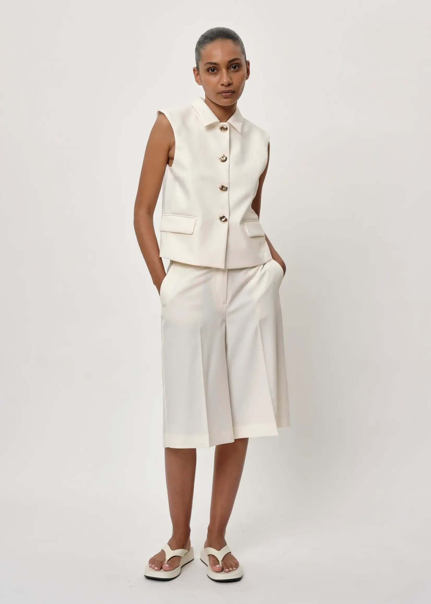 Brian Vest Gold Buttons