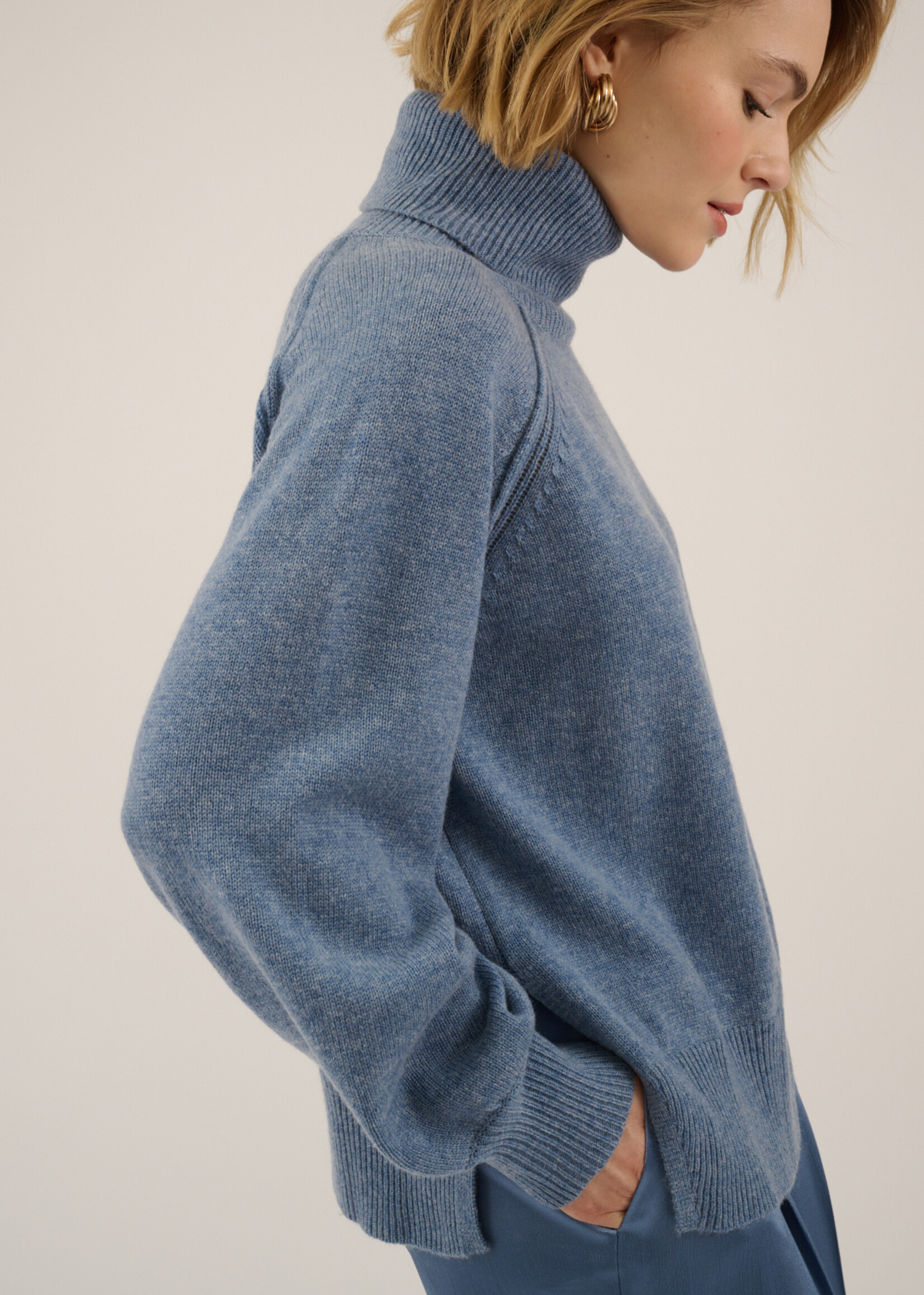 Edge Pullover Retro Blue