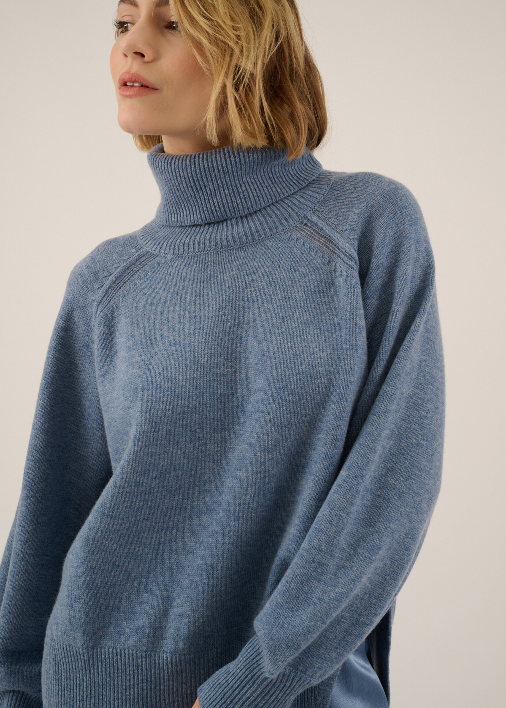 Edge Pullover Retro Blue