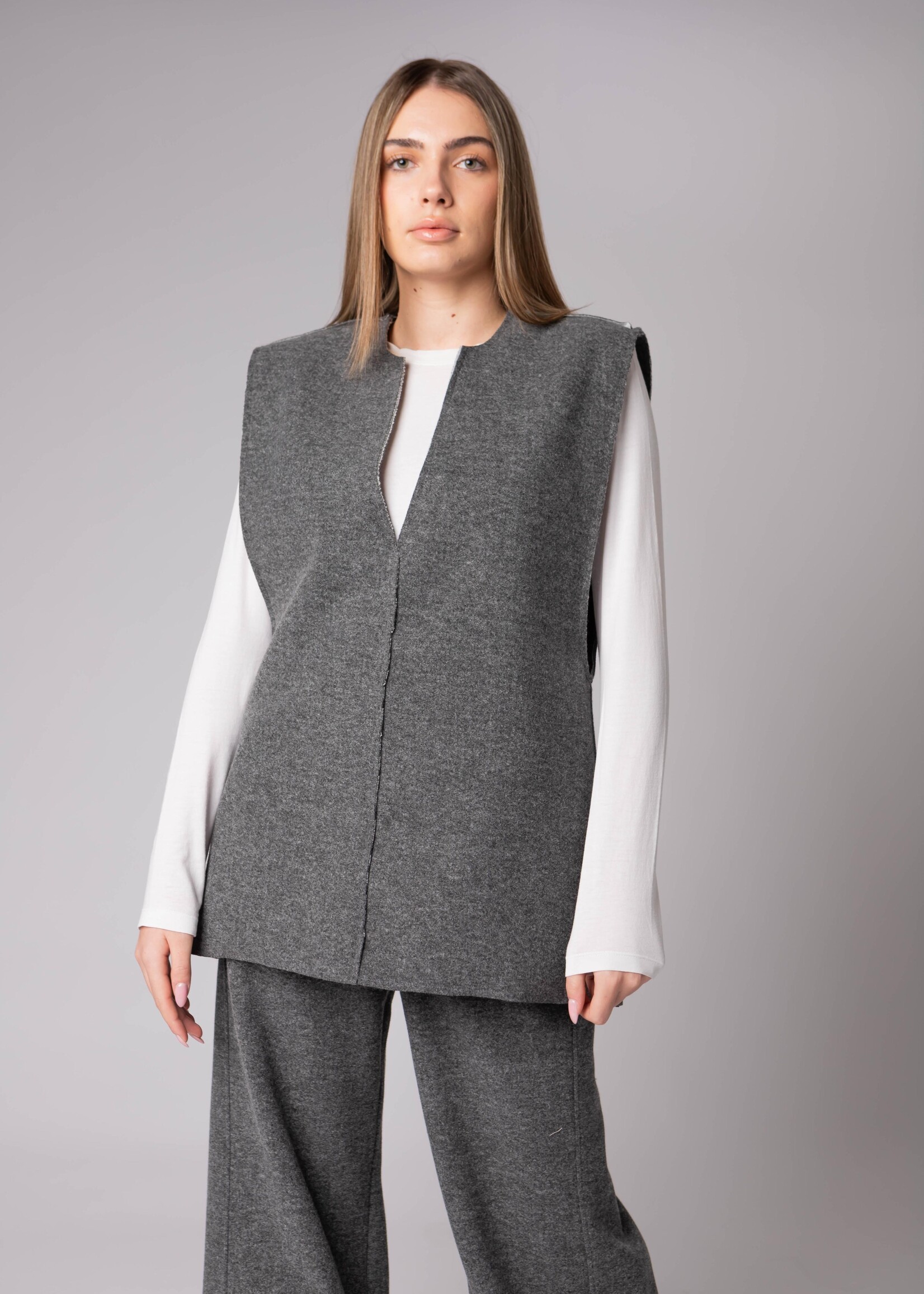 Iride Explorer Wool Sweatshirt Gilet Grey