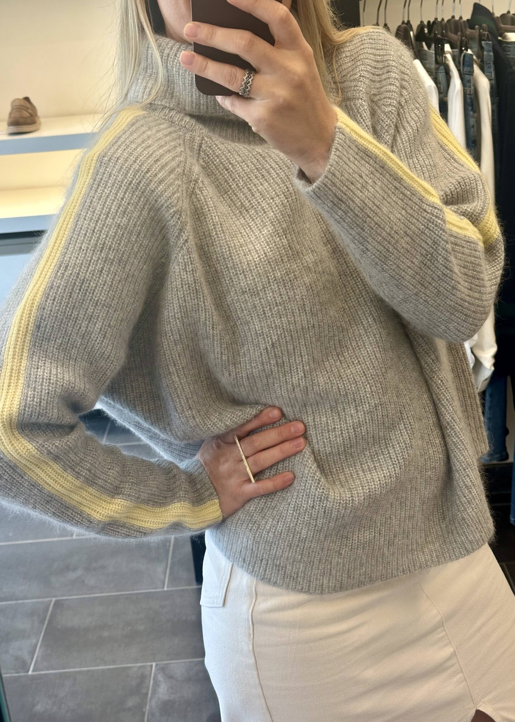 Pull Rule N°49 Woolmix Gray/Cream