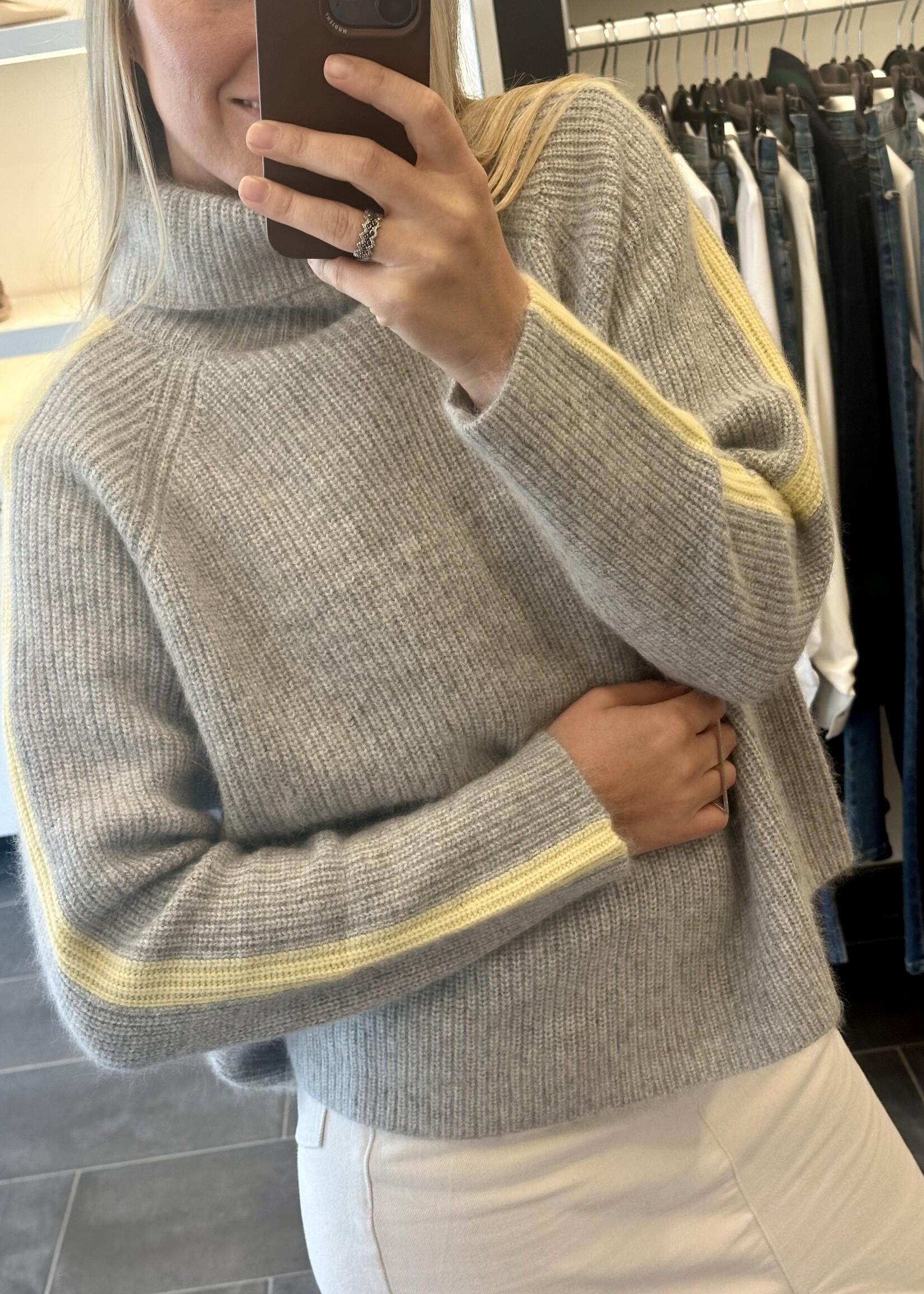 Pull Rule N°49 Woolmix Gray/Cream