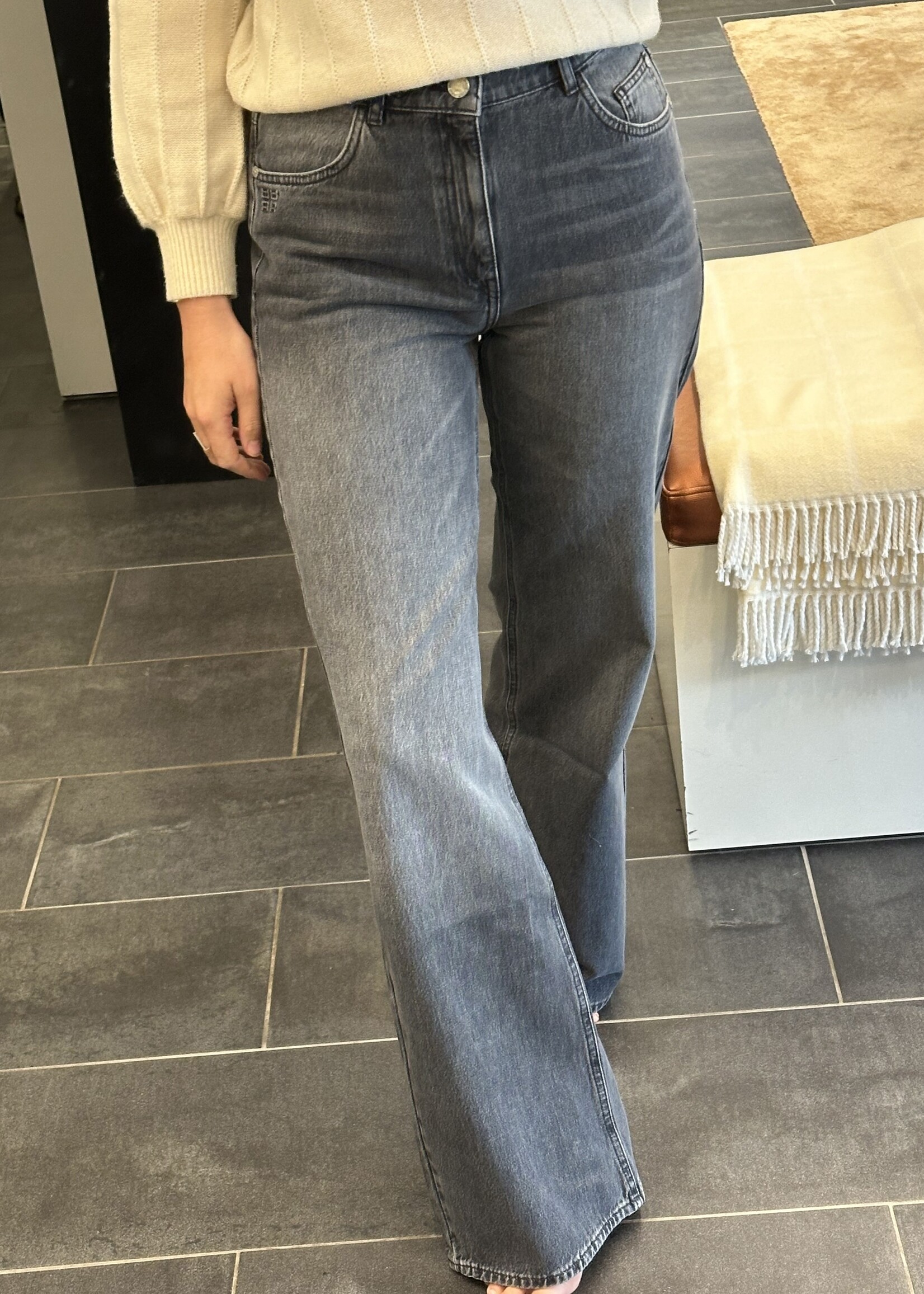 Mid Authentic Grey Pants Wide Fit