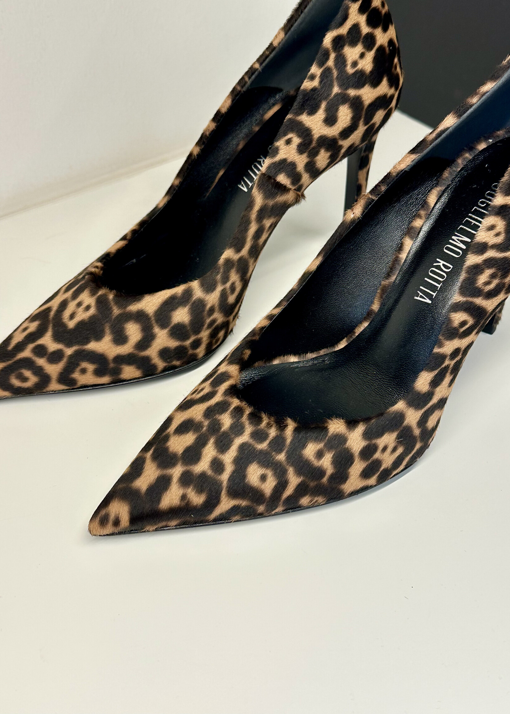 Leopard stiletto