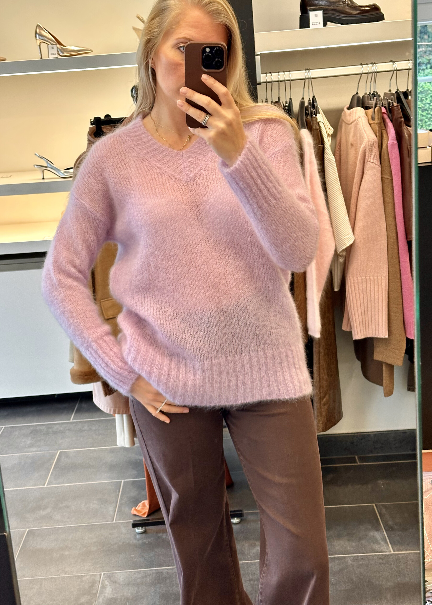 V-Neck Kid Mohair Lila