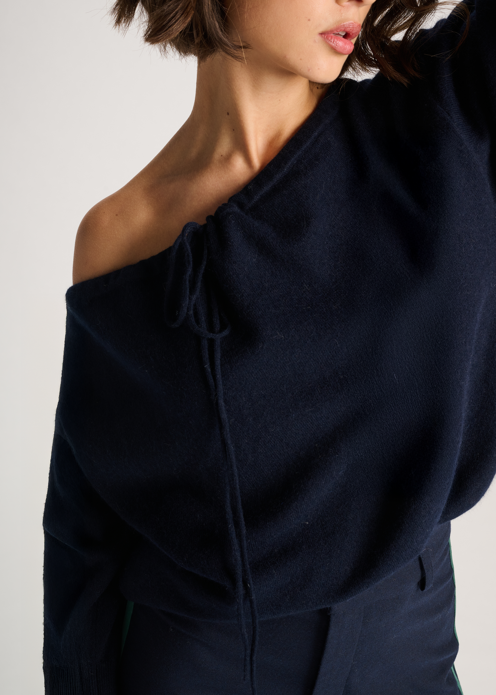 Pull Rule N°48 Woolmix Sapphire