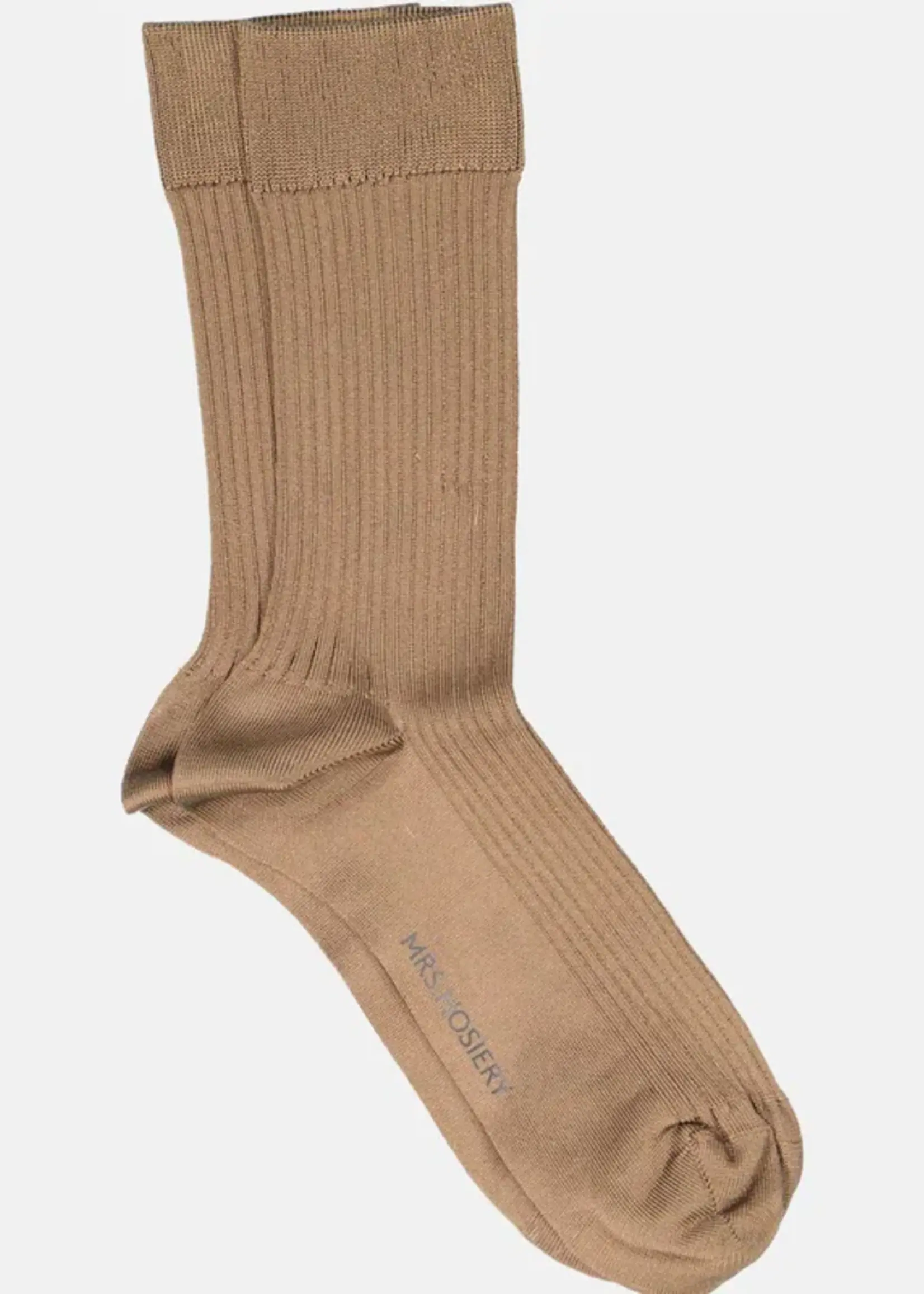 Mrs. Silky Fine Pigeon