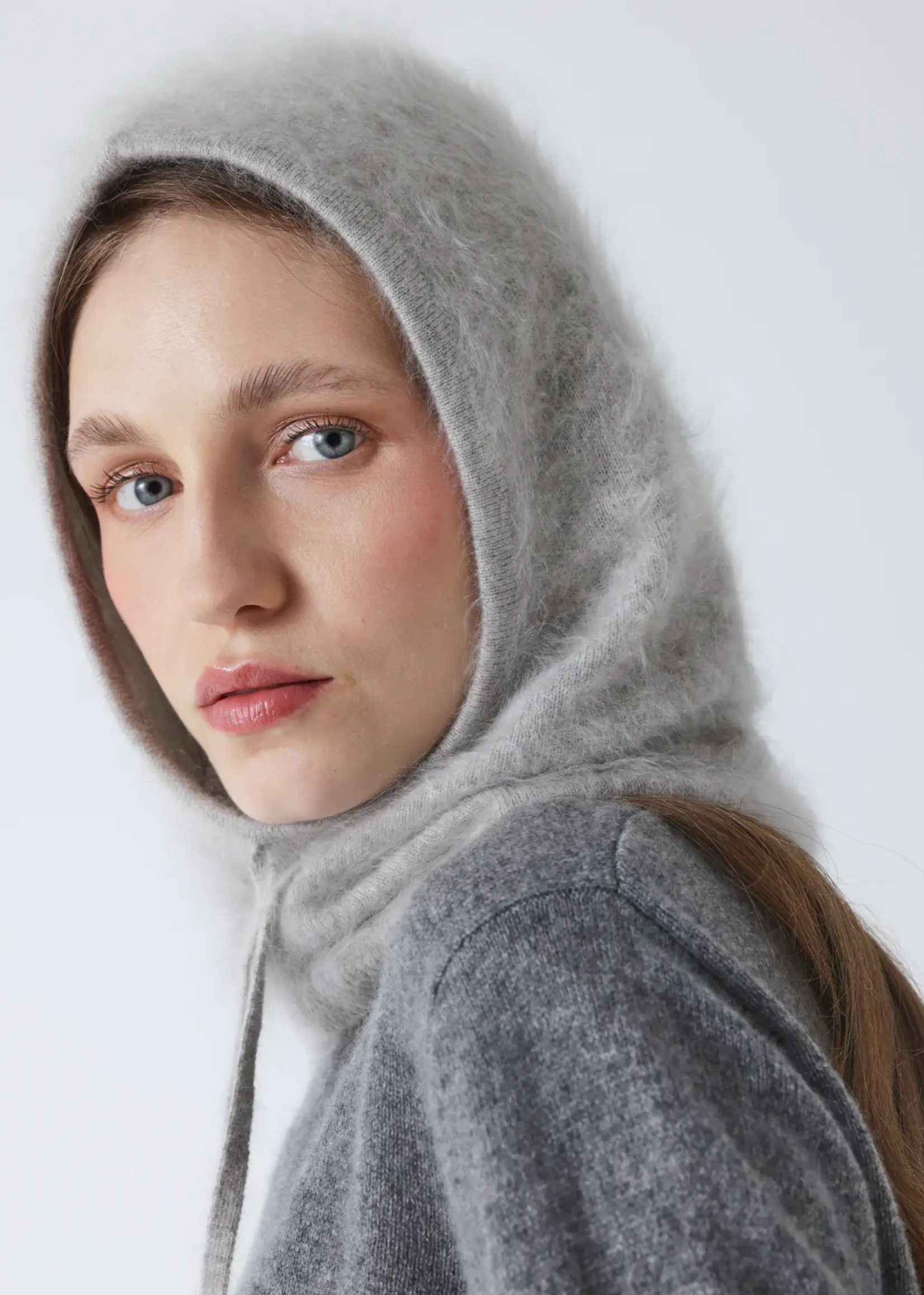 Amada Balaclava Light Grey