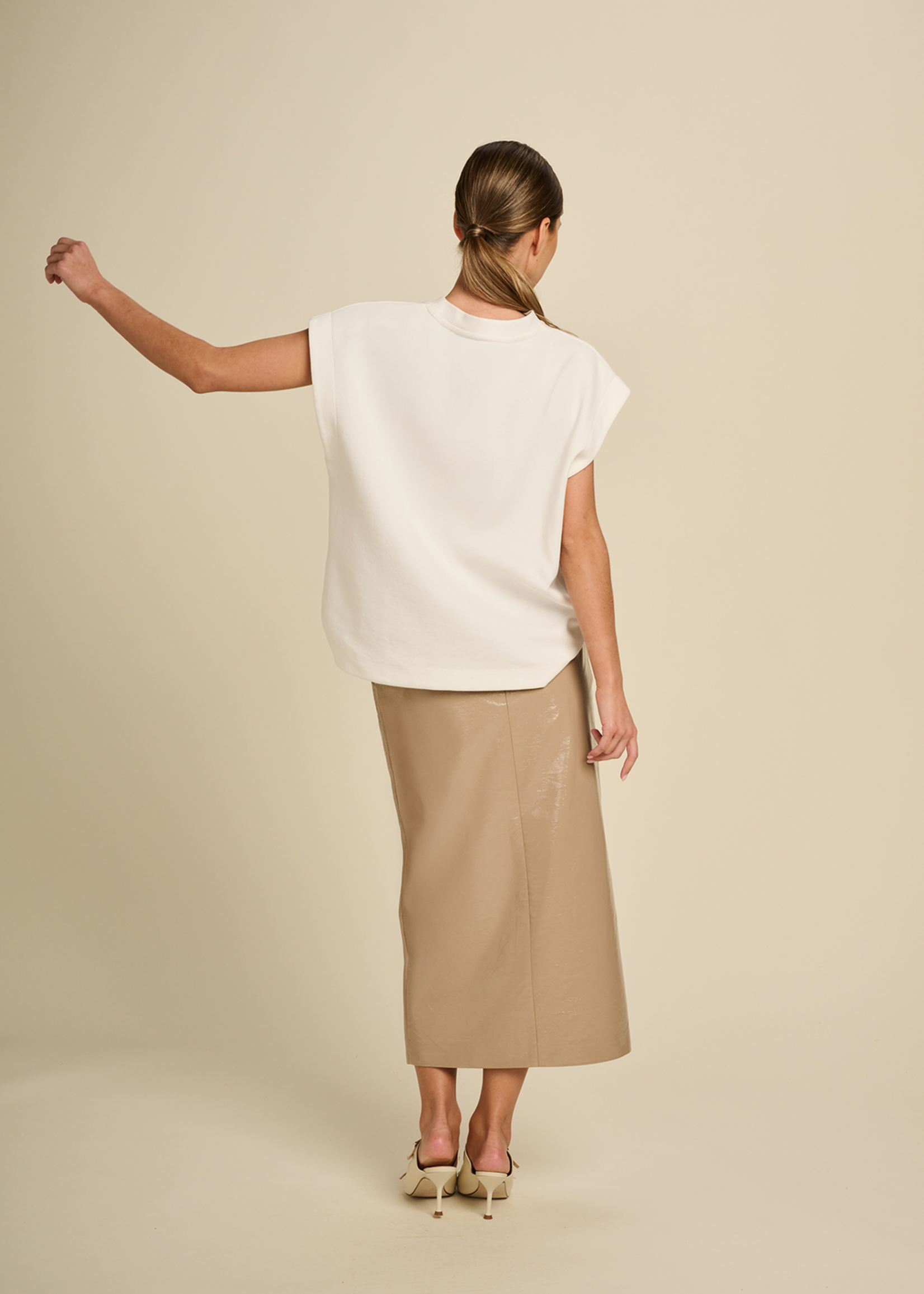 Essence Skirt Beige