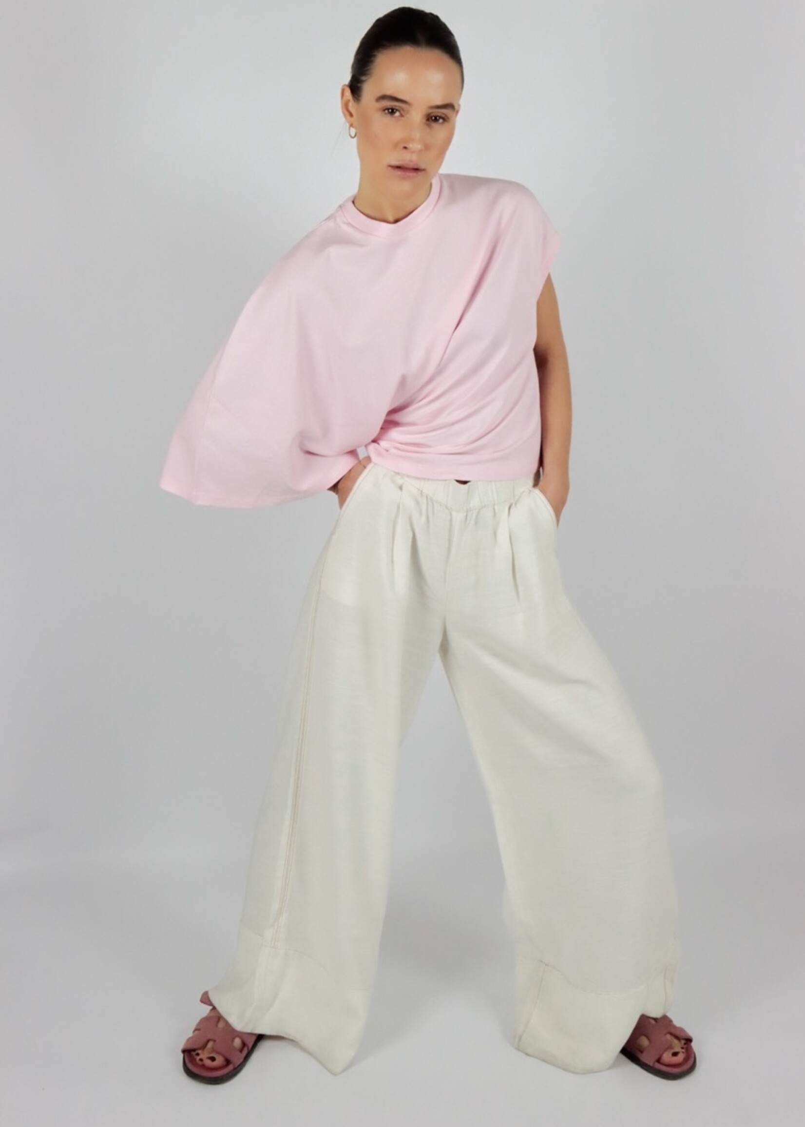 Atelier Amandine Ode T-Shirt Pink